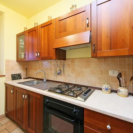 Sleeps 3 Pool Wifi Trevinano